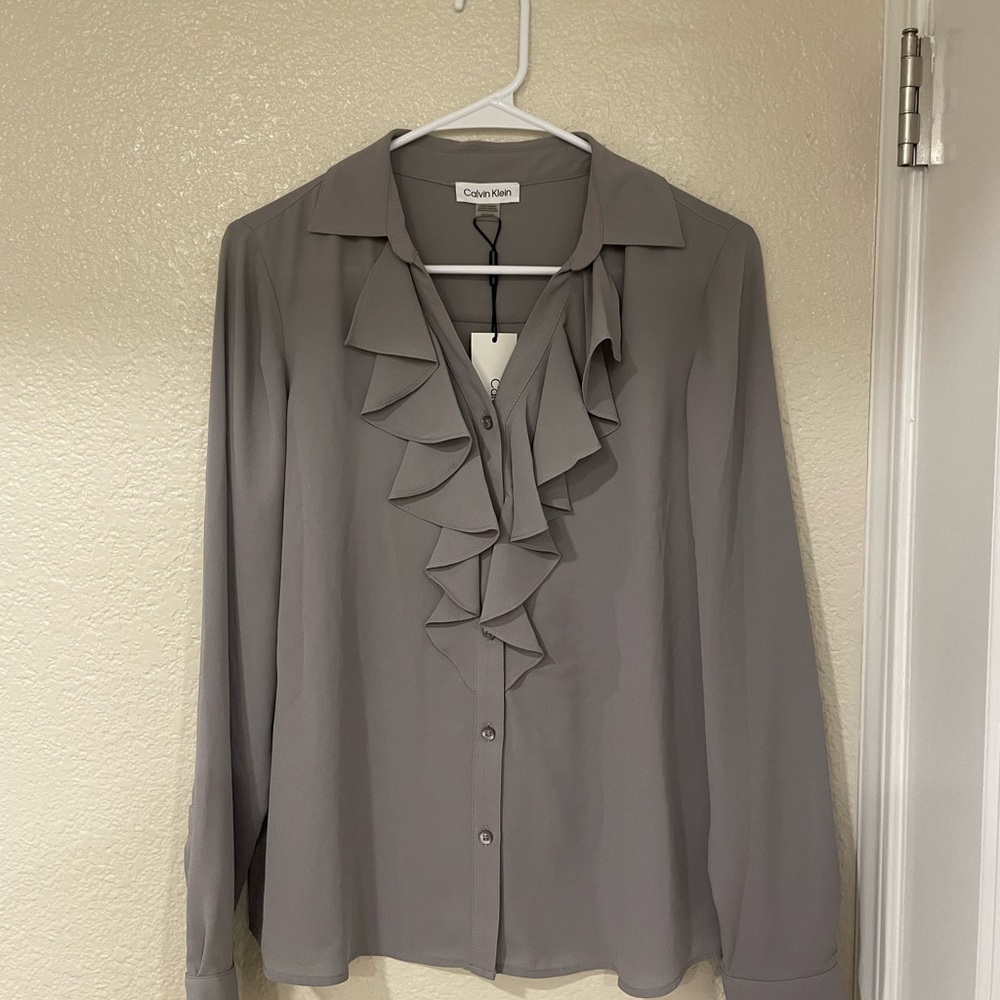 Calvin Klein Gray Ruffle Button-Front Blouse